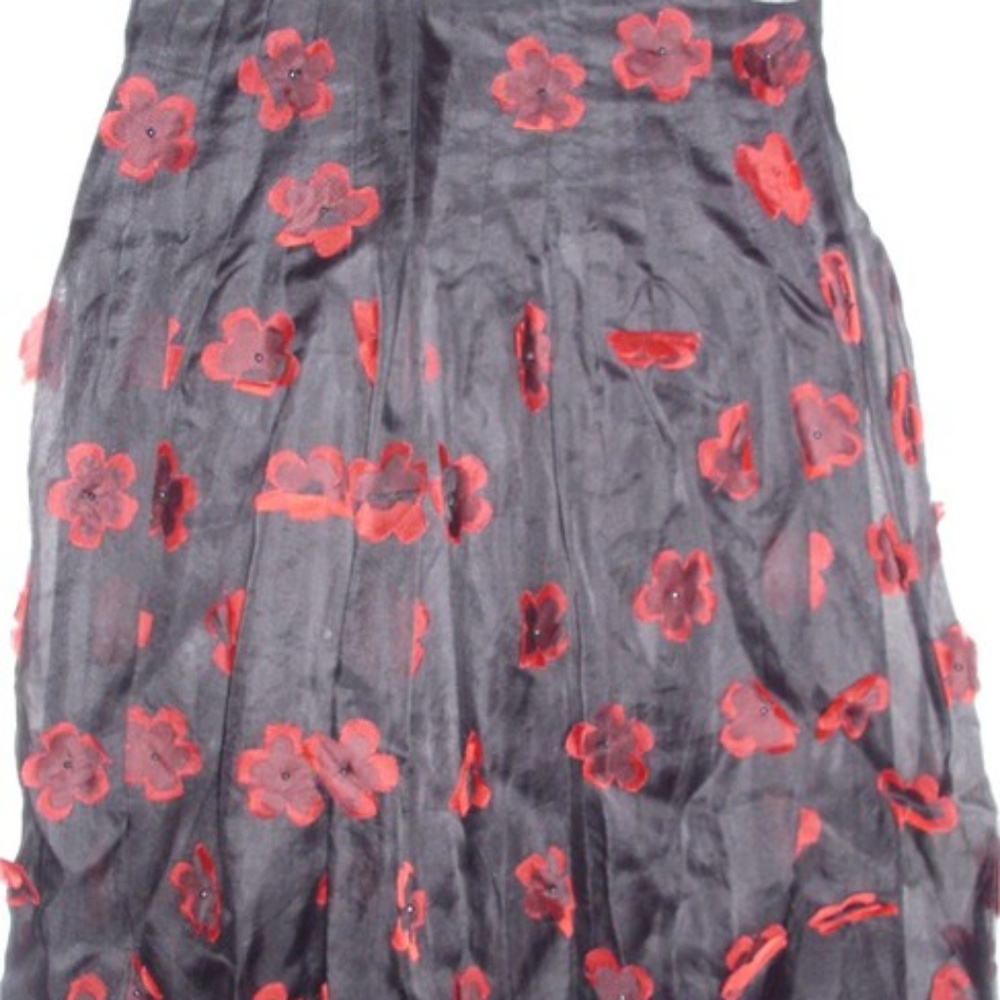 Magnificent 3D floral embroidered black silk skirt - Picture 1 of 4